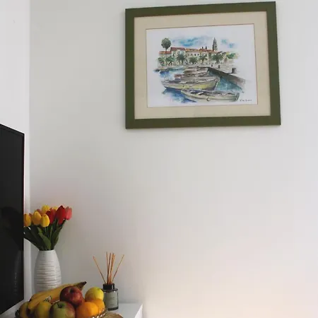 아파트 Teuta - Private Parking *