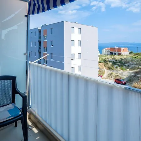 Teuta - Private Parking Apartamento