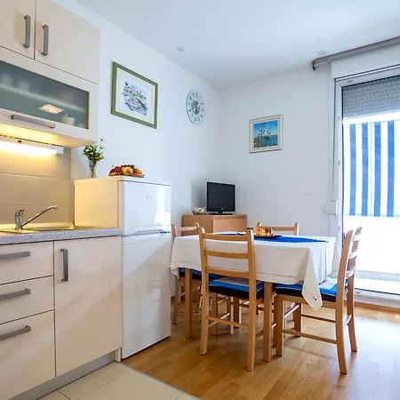 Teuta - Private Parking Apartamento *