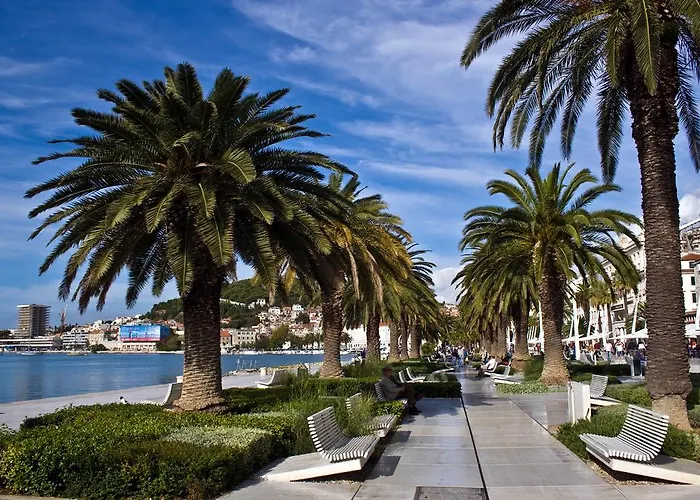 Teuta - Private Parking * Split